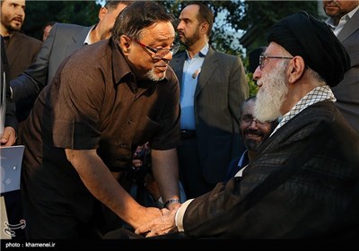 Iranian Poets Meet with Supreme Leader