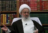 آیت‌الله مکارم شیرازی: &quot;توجه به قرآن&quot; در ایران در پرتو نظام جمهوری اسلامی رونق گرفته است
