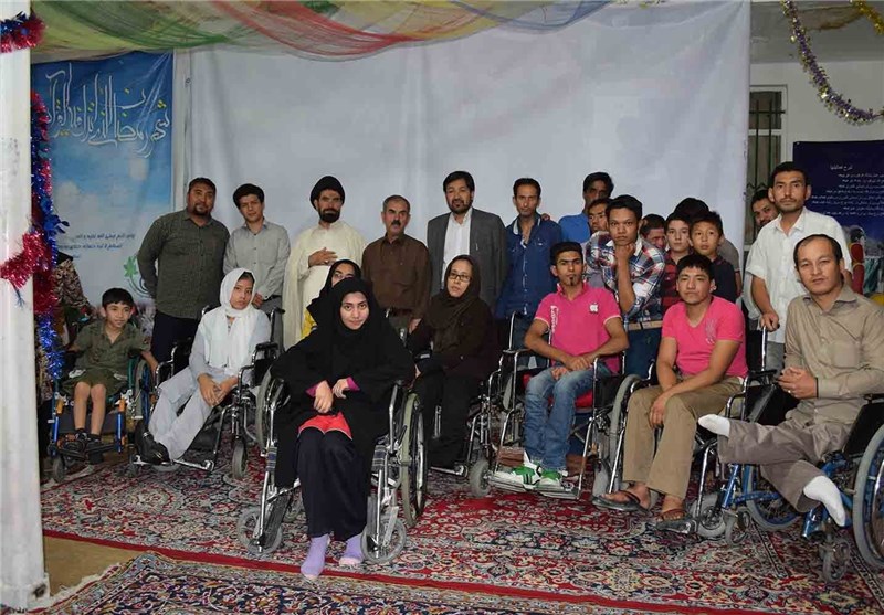 سفره افطار مشترک مهاجرین و انصار به همت معلولین مهاجر افغانستانی
