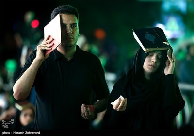 Iranians Mark Laylat al-Qadr in Tehran’s Mahdiyeh