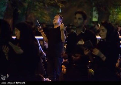 Iranians Mark Laylat al-Qadr in Tehran’s Mahdiyeh