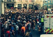 اعتصاب 20هزارنفری کارکنان متروی لندن و سرگردانی هزاران انگلیسی در خیابان‌ها + عکس