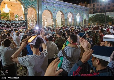 مراسم احیای ماه رمضان در حرم حضرت زینب (س) - سوریه