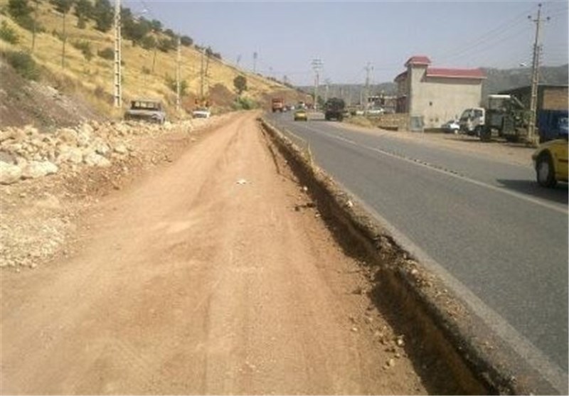 عدم استاندارد جاده ابیانه نطنز تهدیدی برای گردشگران/ تعریض جاده مطالبه به حق روستاییان است