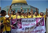 تظاهرات فلسطینی‌ها در مسجدالاقصی علیه ژنرال السیسی
