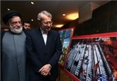 بازدید 145 نماینده مجلس شورای اسلامی از نمایشگاه قاب سرخ