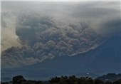 Hundreds Evacuate as Mexico&apos;s &apos;Volcano of Fire&apos; Erupts