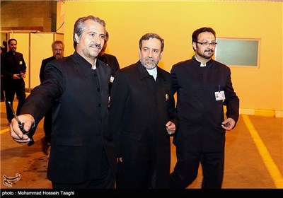 ورود عباس عراقچی و گروه مذاکره کننده هسته‌ای ایران به مشهد