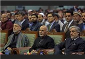 اختلافات کرزی و رهبران حکومت وحدت ملی، افغانستان را به سمت بحران سوق می‌دهد