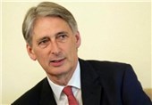 Britain’s Hammond Makes &quot;Historic&quot; Visit to Tehran to Reopen Embassy