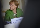بحران یونان عامل کاهش محبوبیت مرکل و حزبش در بین شهروندان آلمانی