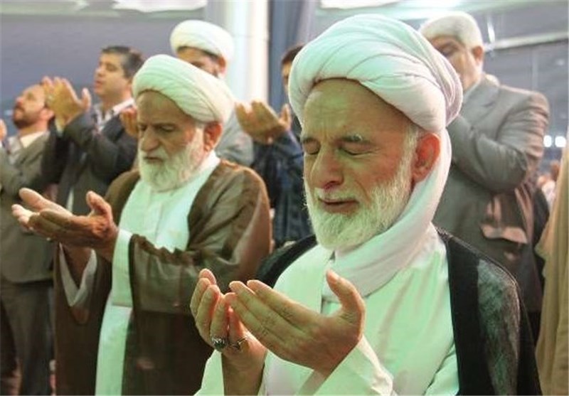 نماز عید سعید فطر در سراسر استان مرکزی اقامه شد