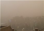 تصاویر تغییر ناگهانی آسمان تهران با ورود طوفان