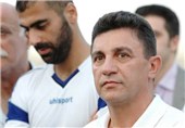 قرارداد رسمی امیر قلعه‌نویی و باشگاه ملوان هنوز به ثبت نرسیده است