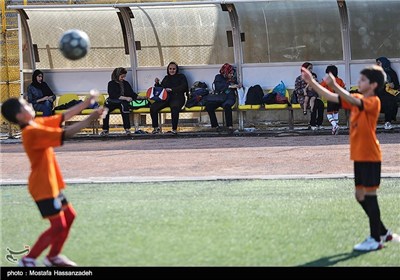 Iranian Children Attend Football Academies in Summer