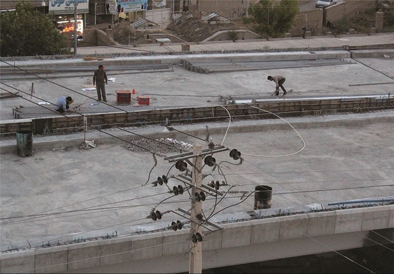 پروژه‌های احداث روگذر در تقاطع‌ قم قلعه-دریاس مهاباد پیمان‌سپاری می‌شود