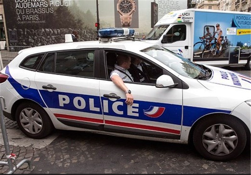 Police Open Fire on Car in Paris Square ahead of Tour de France Finale