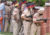 Terrorists in Army Uniform Kill 5 in Indian State Bordering Pakistan