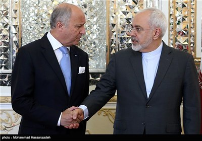 Iran’s Zarif Meets French FM Fabius in Tehran