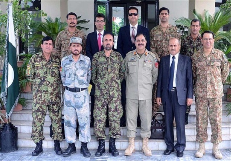 دیدار هیئت نظامی ارتش افغانستان از دفتر فرمانده ارتش پاکستان در شهر «پیشاور»