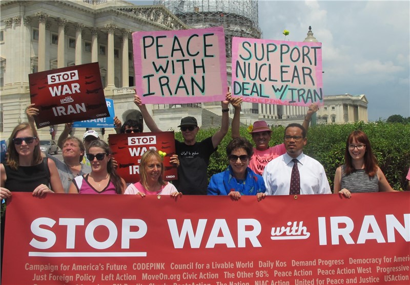 درخواست مردم آمریکا برای عدم‌مانع‌تراشی کنگره در توافق هسته‌ای با ایران + عکس