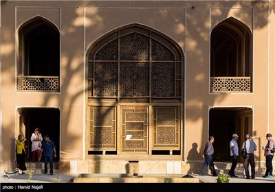 Tourists Visit Iranian Central City of Yazd