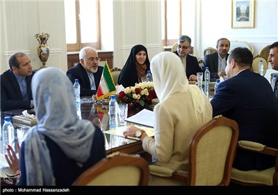 Iranian, Serbian Foreign Ministers Meet in Tehran