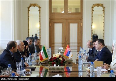 Iranian, Serbian Foreign Ministers Meet in Tehran