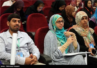 Hundreds of Muslim Doctors Attend Int’l Conference in Tehran