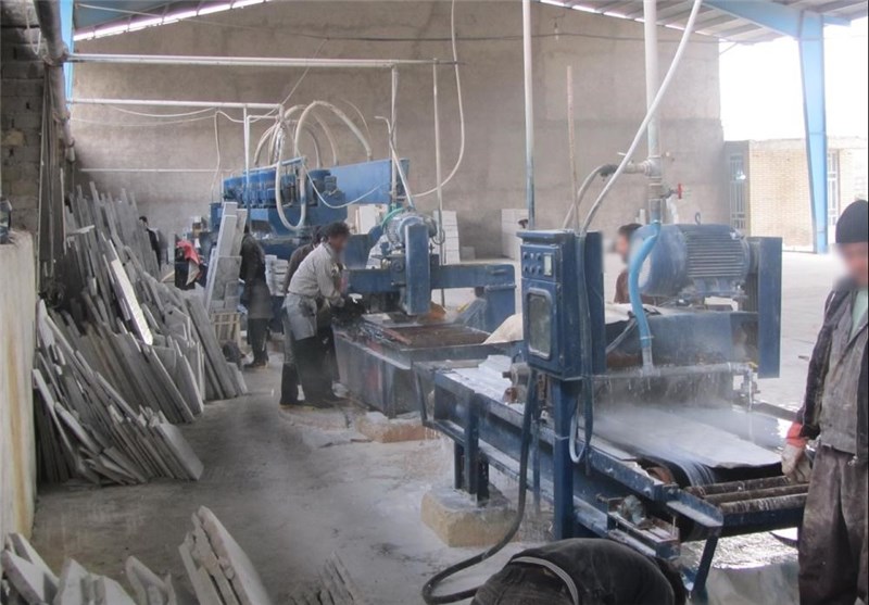 تسهیلات رونق تولید به واحدهای سنگ‌بری استان لرستان پرداخت می‌شود