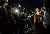دستگیری فعالان مخالف تبعیض نژادی توسط پلیس آمریکا در شیکاگو