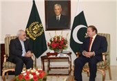 Iran&apos;s Zarif, Pakistan&apos;s Sharif Discuss Expansion of Economic Cooperation