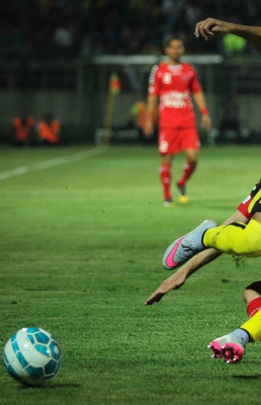 Iran Professional League: Sepahan Routs Persepolis - Sports news