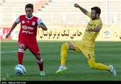 دیدار تیم های فوتبال تراکتورسازی و راه آهن - تبریز