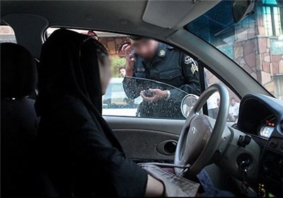 از مانتوهای شیشه ای تا کشف حجاب هنگام رانندگی