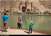 کرمانشاه| محوطه‌های تاریخی کرمانشاه تا ساعت 22 پذیرای گردشگران است