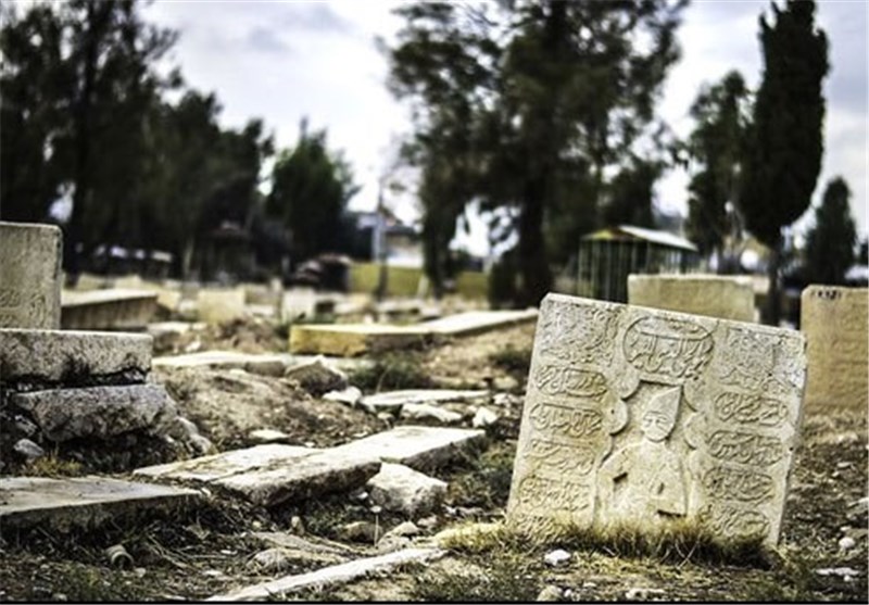 انتقاد به بی‌توجهی‌ها در ساماندهی سومین قبرستان تاریخی جهان در شیراز