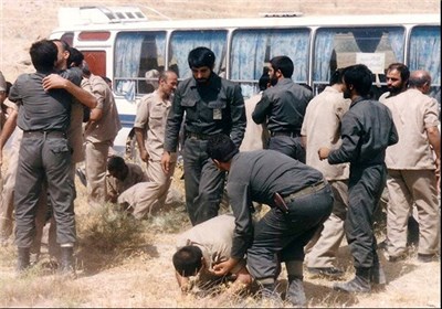 اولین تصاویر از بازگشت اسرای جنگ تحمیلی به میهن