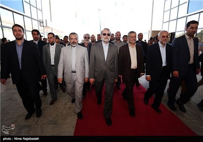 بازدید علی لاریجانی از نمایشگاه ایران خودرو - مشهد