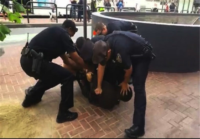 US Police Pin Black Man with Prosthetic Leg to Ground (+Video)