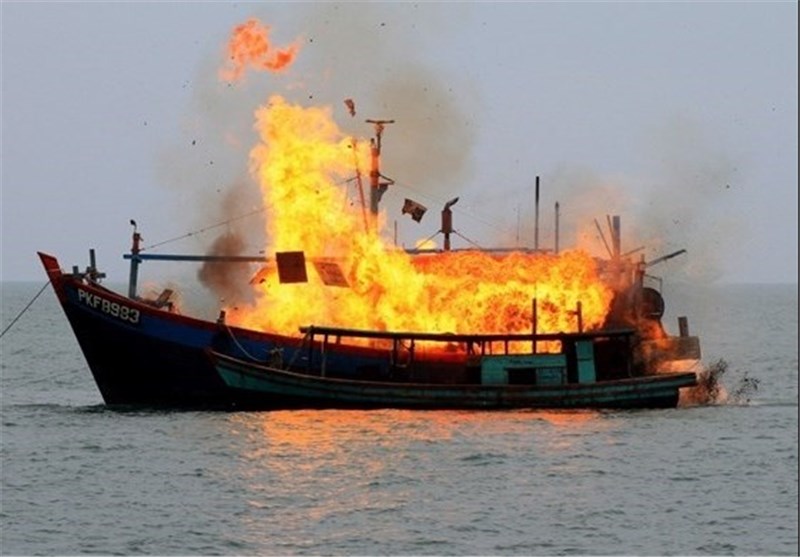 Indonesia Sinks 34 Foreign Boats to Stop Illegal Fishing