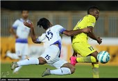دیدار تیم های فوتبال نفت تهران و ملوان بندر انزلی