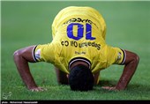 دیدار تیم های فوتبال نفت تهران و ملوان بندر انزلی