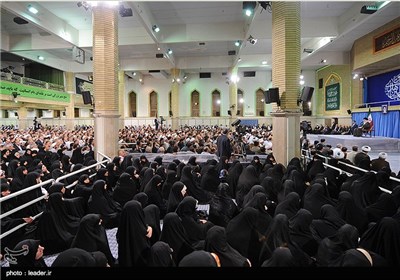 Photos: Supreme Leader Meets Iranian Hajj Officials 