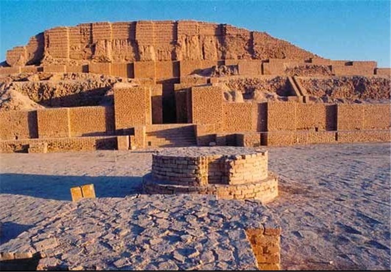 Kashan&apos;s Sialk Mounds Date Back to 7,500 Years