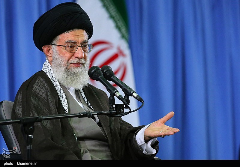 Ayatollah Khamenei: Hajj An Opportunity for Muslim Vigilance against US