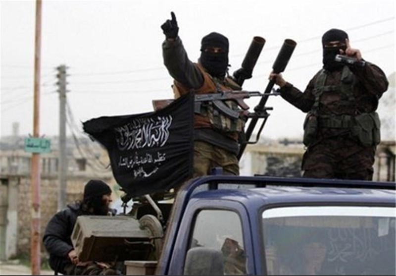 بالگردهای آمریکایی برای داعش در الانبار سلاح و مهمات فرو می‌ریزند