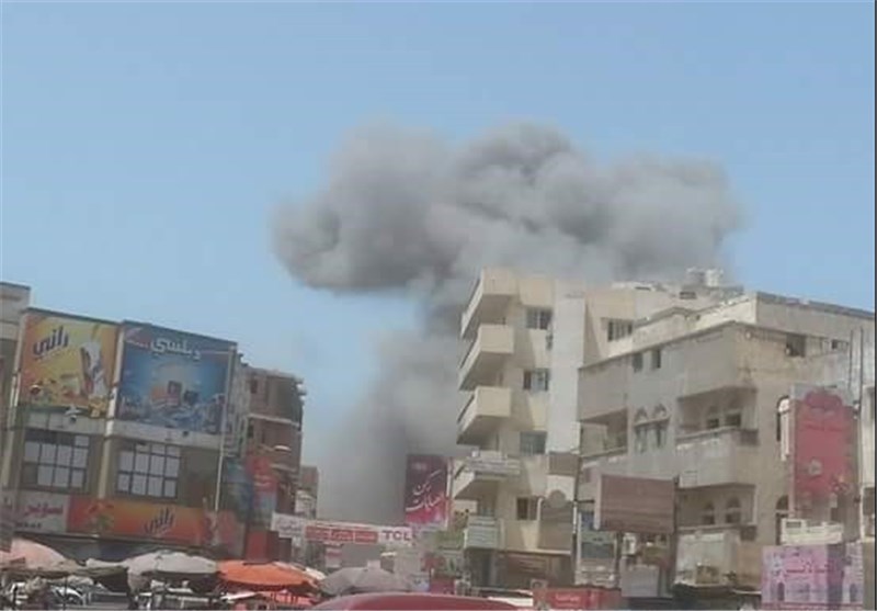 الحدیدہ پر سعودی اتحادی افواج کی بمباری میں 33 شہید، درجنوں زخمی
