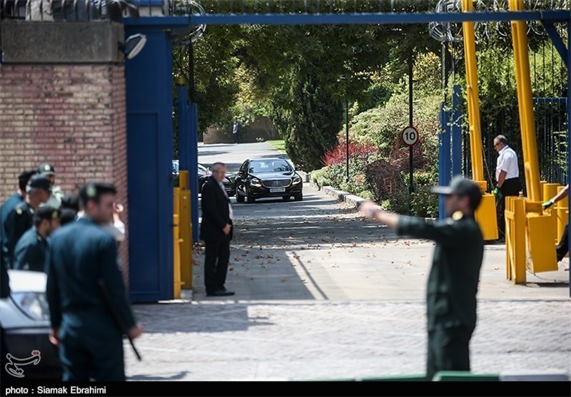حاشیه‌های بازگشایی سفارت انگلیس در تهران +عکس