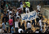 چه کسانی به داوران دیدار ملوان - نفت مسجدسلیمان حمله کردند؟/ پای بازیکن تیم فوتبال ساحلی در میان است